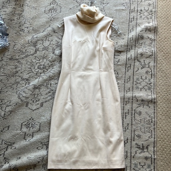 Dolce & Gabbana cream/ ecru turtleneck dress - Picture 7 of 10